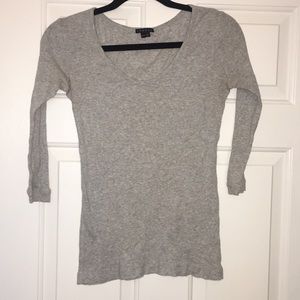 Theory long sleeved tee
